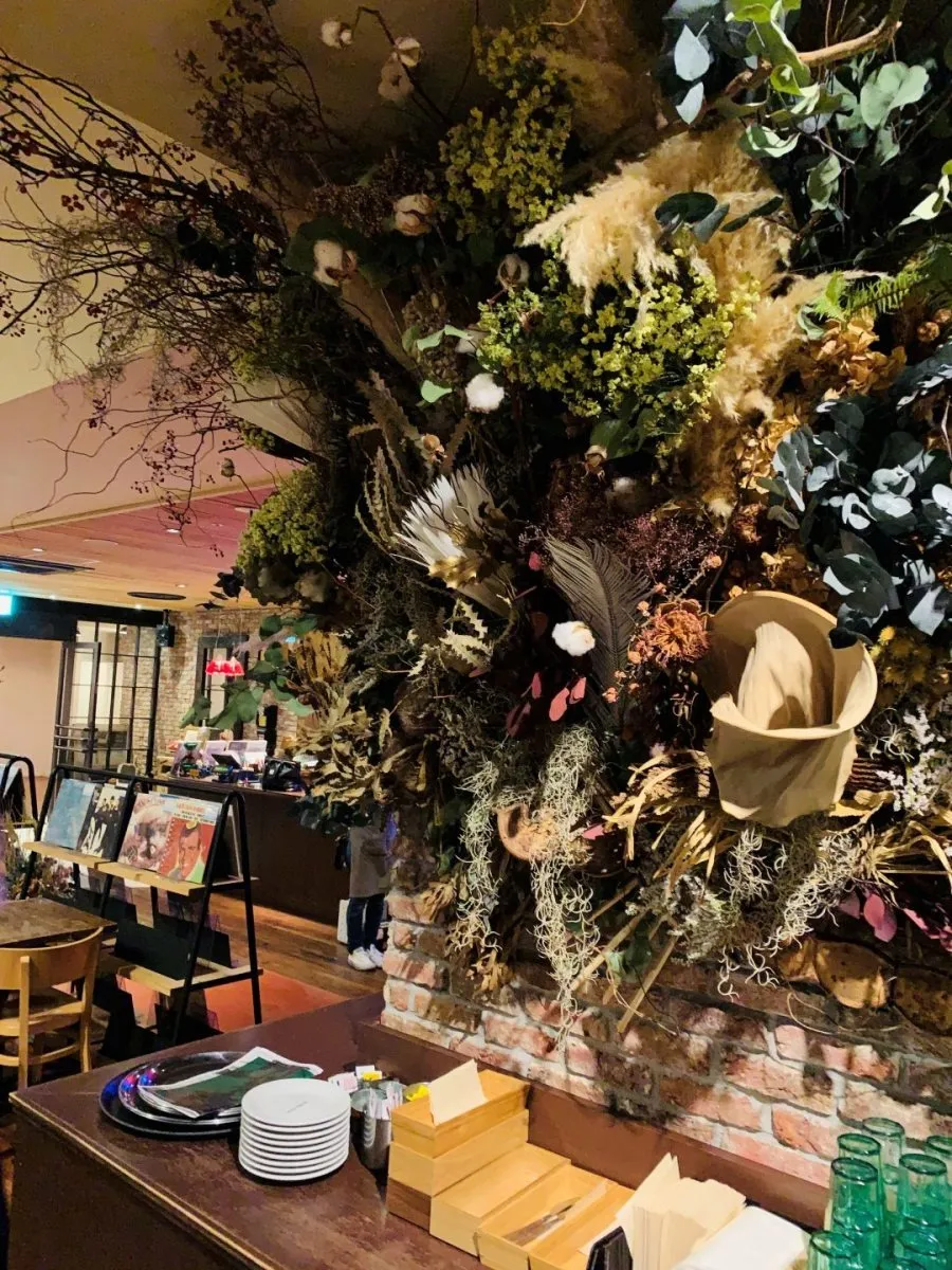 RESTAURANT (artificial flowers ＆ artificial plants)